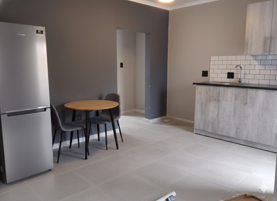 To Let 1 Bedroom Property for Rent in Oos Einde North West